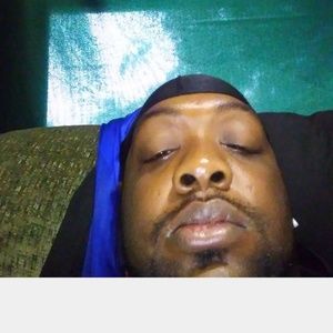 Meet your Posher, Charles